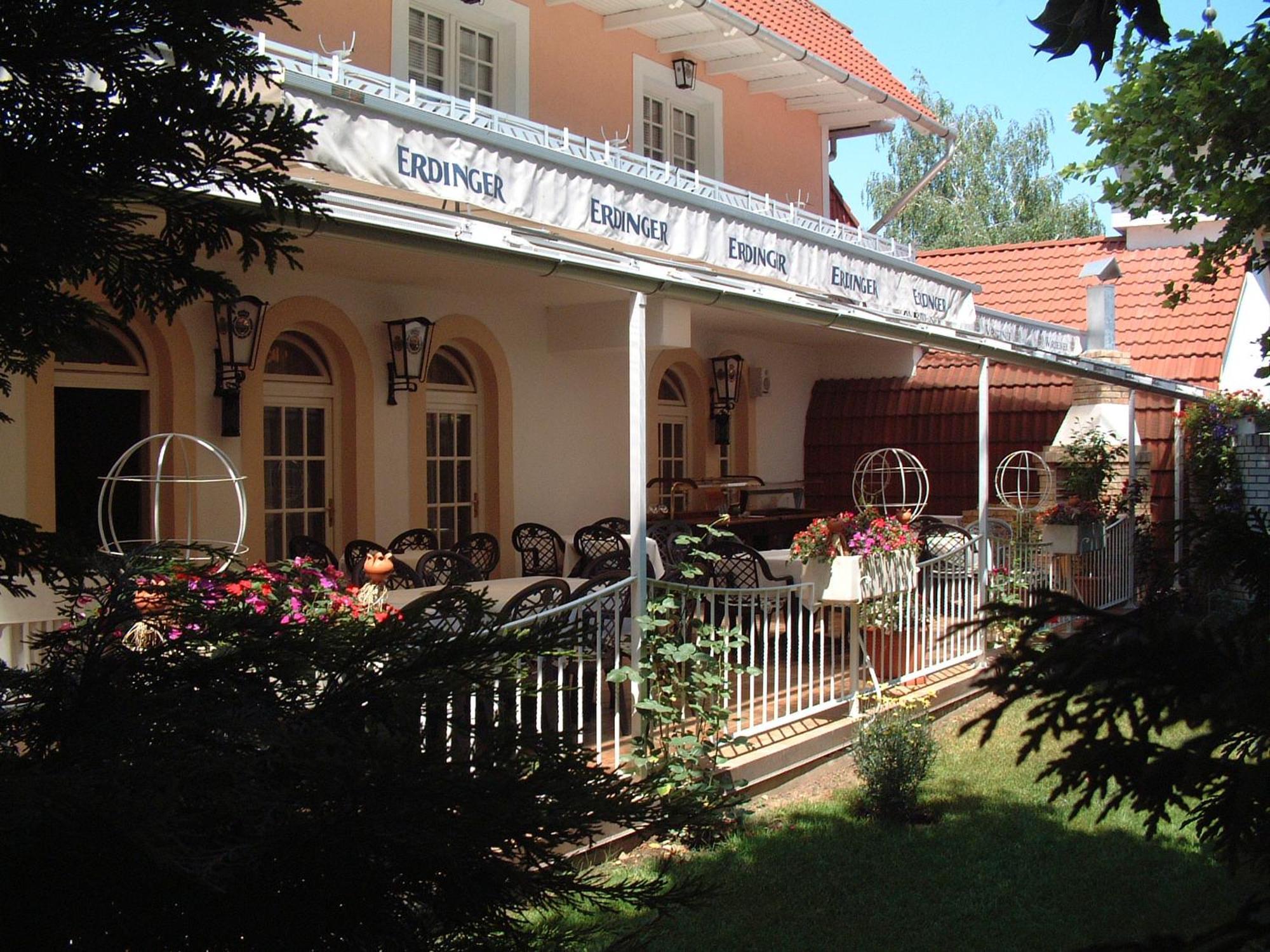 Hotel Rittinger Bonyhad Exterior photo